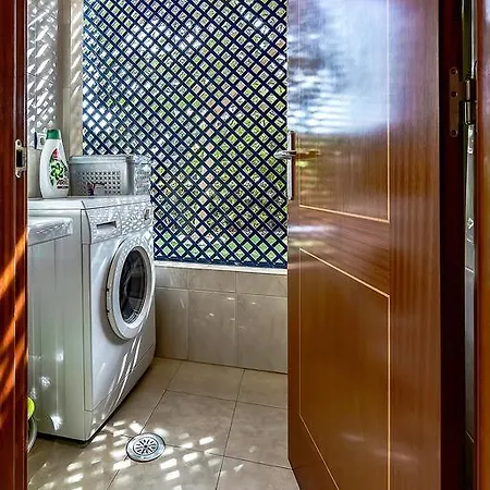 Beautiful House In Club De Mar Apartman